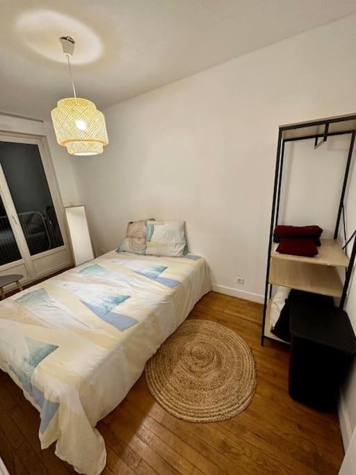 Amiens : Appartement Centre Ville Экстерьер фото